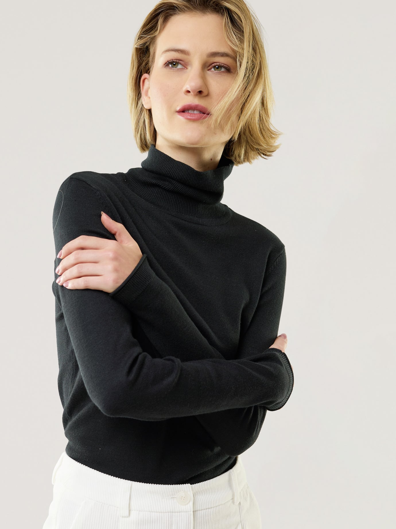 Walbusch Damen Viskose Rollkragen-Pulli Hautschmeichler Schwarz