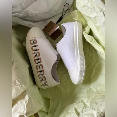 Burberry Shoes | Burberry Kids Unisex Girls Boys White Slip On Shoes Sneakers New Size 25 | Color: Brown/White | Size: 25 (9us)