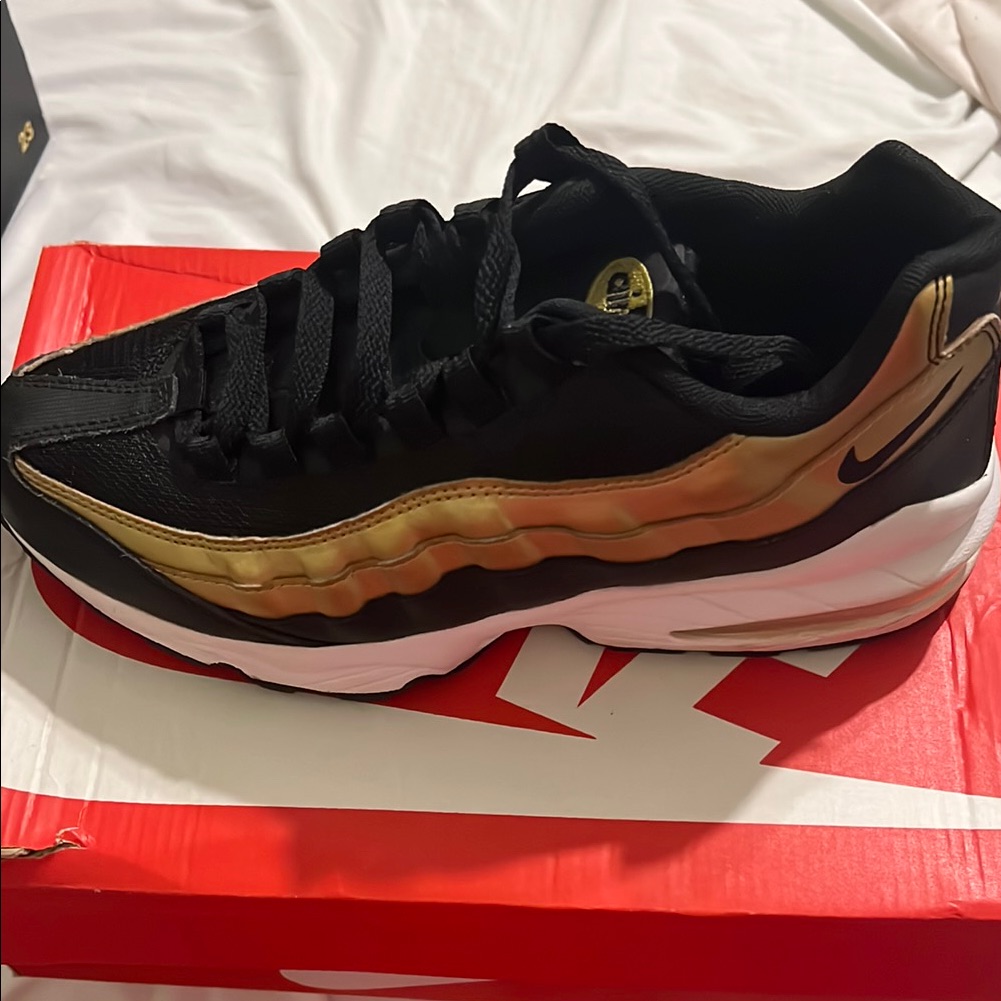 Nike Shoes | Black And Gold Air Max 95 Grade School Nike Sneakers | Color: Black/Gold | Size: 6.5bb