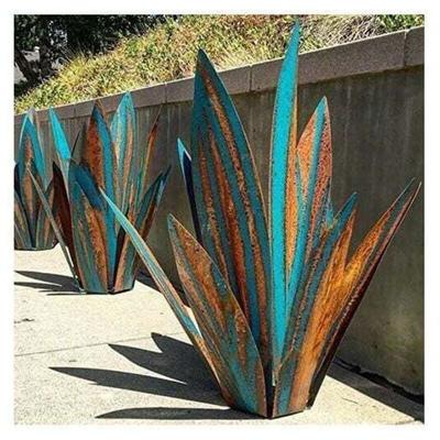 Gartendeko aus Metall, Agavenpflanze, Gartendeko, rustikale Metallskulptur, rustikale Gartenstatue, Image