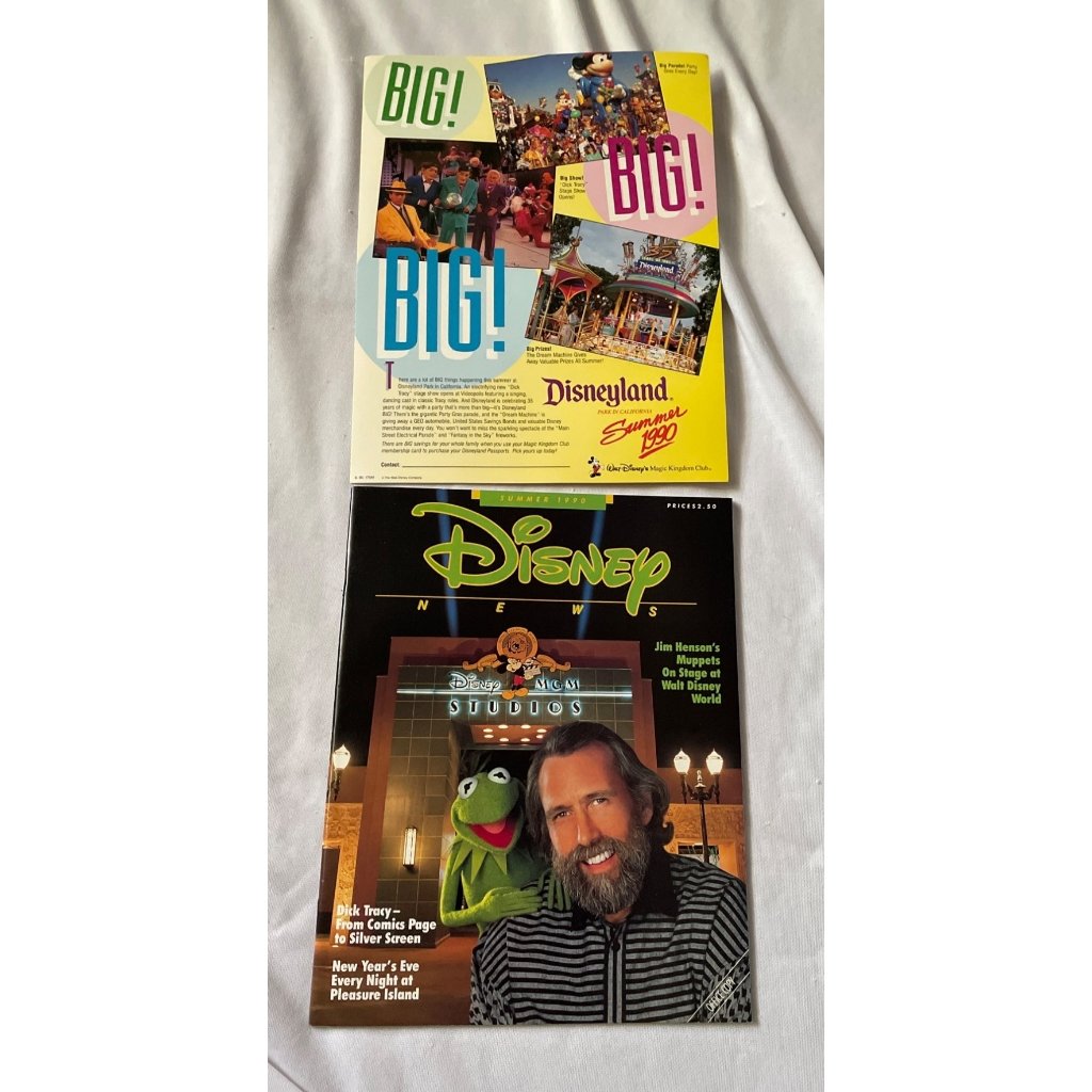 Disney Accents | Disney News Magazine Summer 1990 Featuring Jim Henson & Kermit Disneyland Summer | Color: Gold | Size: 11