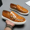 Schwarze Herren vulkan isierte Schuhe Doppels chnalle Slip-On braune Pu Leder Sneakers Schuhe für Männer mit Größe 38-46