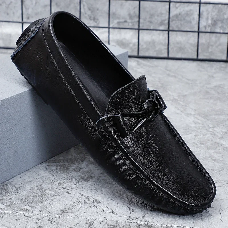 Echtes Leder Männer Casual Schuhe Schwarz Herren Loafer Mode Luxus Marke Leichte Bequeme Slip auf Boot Fahren Schuhe