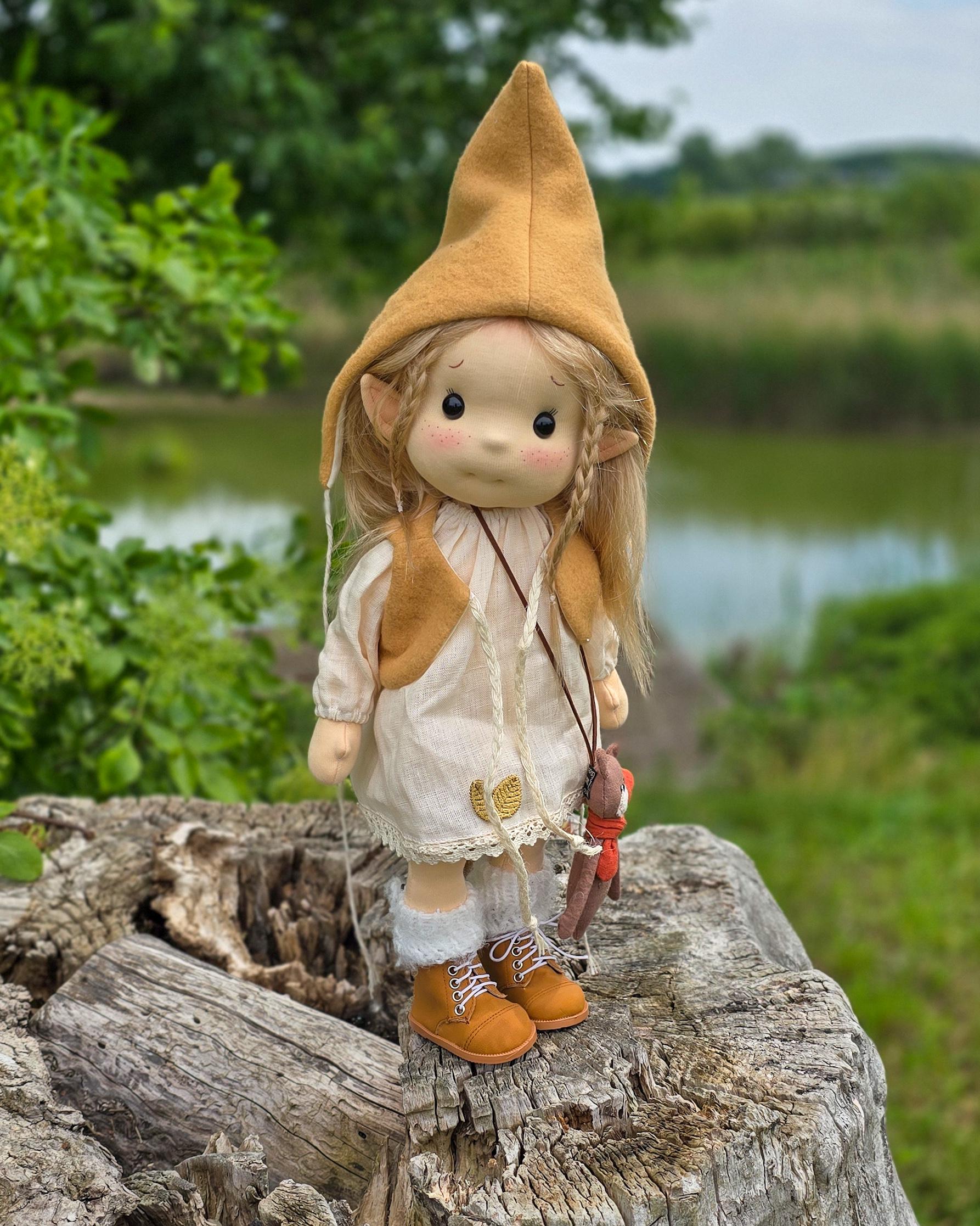 "Amaë - Bambola Waldorf da 38 cm/15\", bambola di cotone, bambola per collezionisti, bambola regalo, arte e bambola, bambola elfo, bambola fatta a mano"