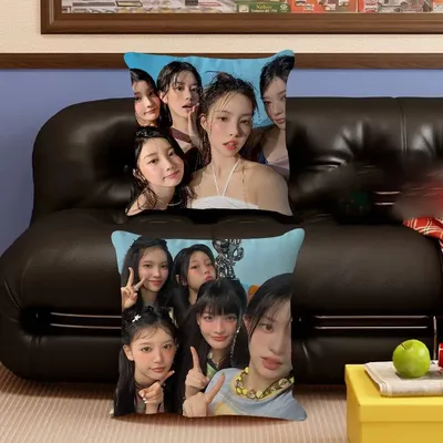 Kpop I-ILLIT Kissenbezug, Auto-Kissenbezug für Sofa, Auto, Weihnachtsgeschenk, 40 x 40 cm, 45 x 45 cm Image