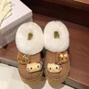 Kawaii süße Mädchen Hello Kitty Schneestiefel Mid Barrel Anti Kälte und Anti Slip Stiefeletten für Frauen Y2k Plateaustiefel Damenschuhe