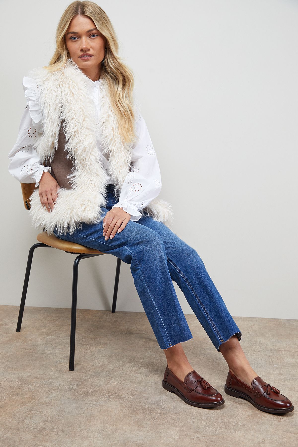 Oasis Womens Bunny Leather Brogue Detail Tassel Loafers - Tan - Size UK 8 | Oasis Sale | Discount Designer Brands