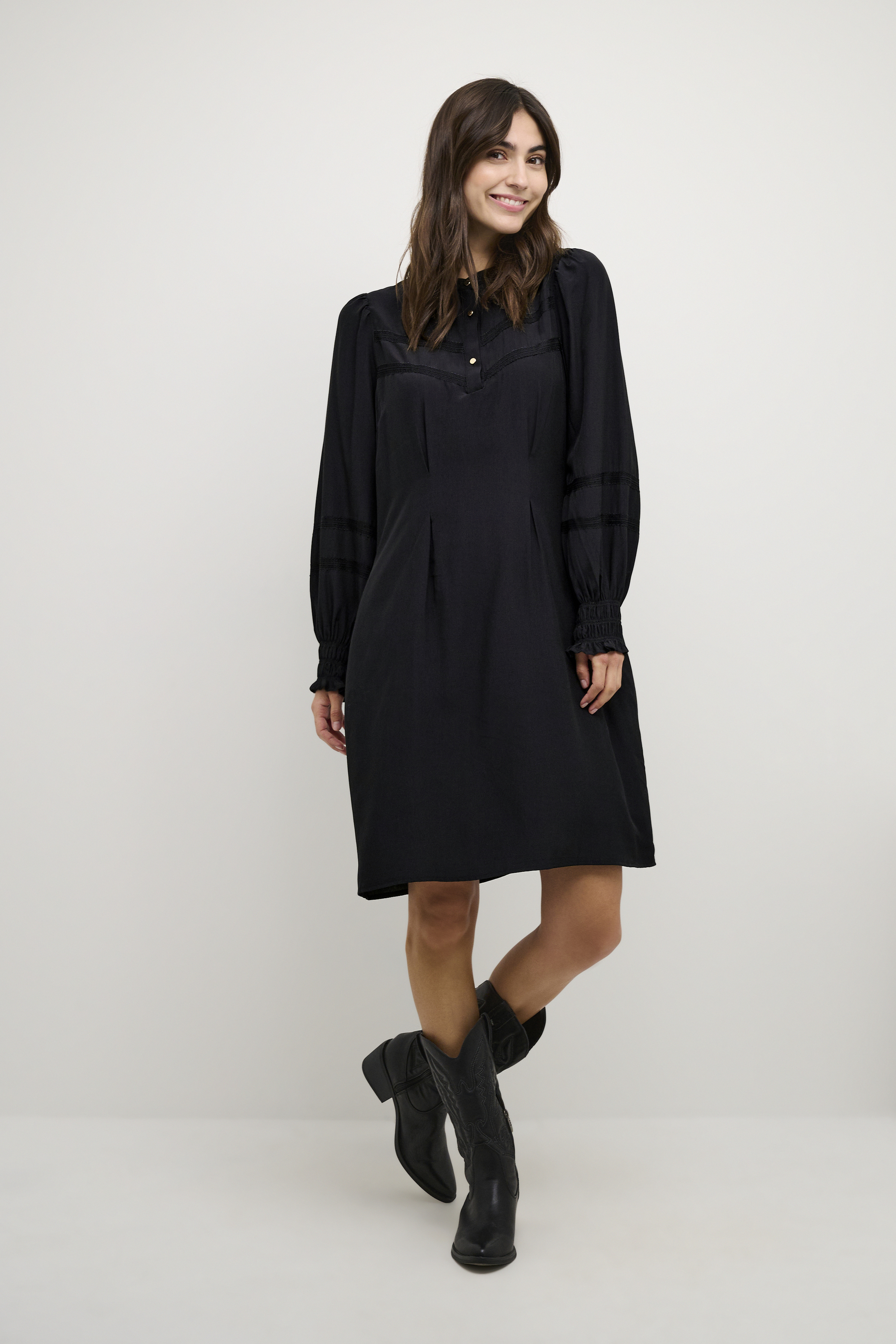 Kleid Feminine black