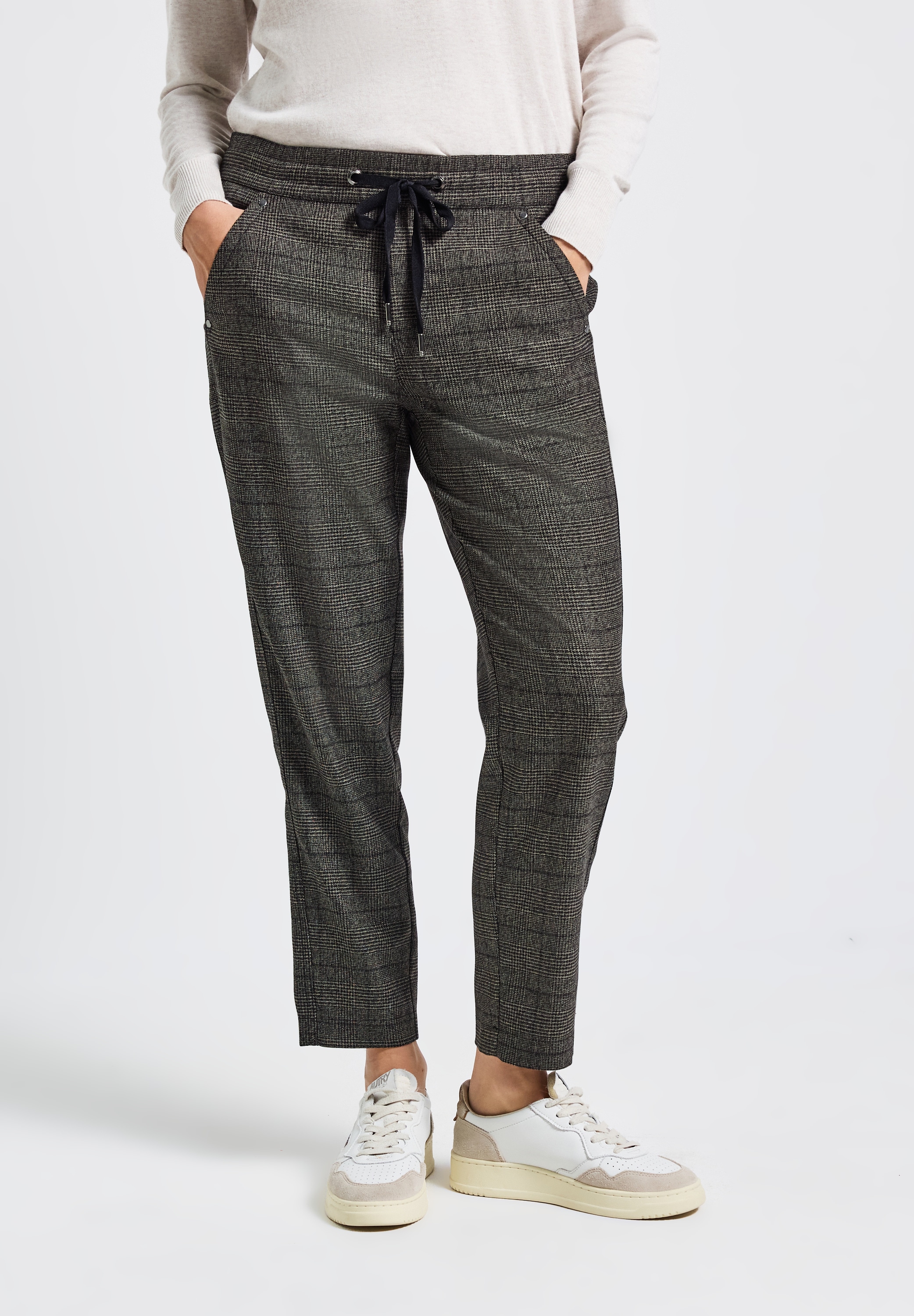 Stoffhose STREET ONE, Damen, Gr. 36, Länge 28, braun (bark braun), Stoff, 65% Polyester, 30% Viskose, 5% Elasthan, kariert, loose fit knöchelfrei, Hosen Stoffhose, Middle Waist