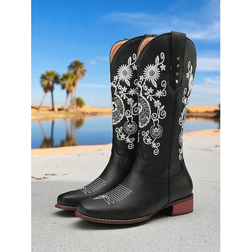 braune Western-Cowboystiefel für Damen mit weißer Blumenstickerei, quadratischer Spitze und bequemem niedrigen Absatz für lässige Country-Kleidung Image