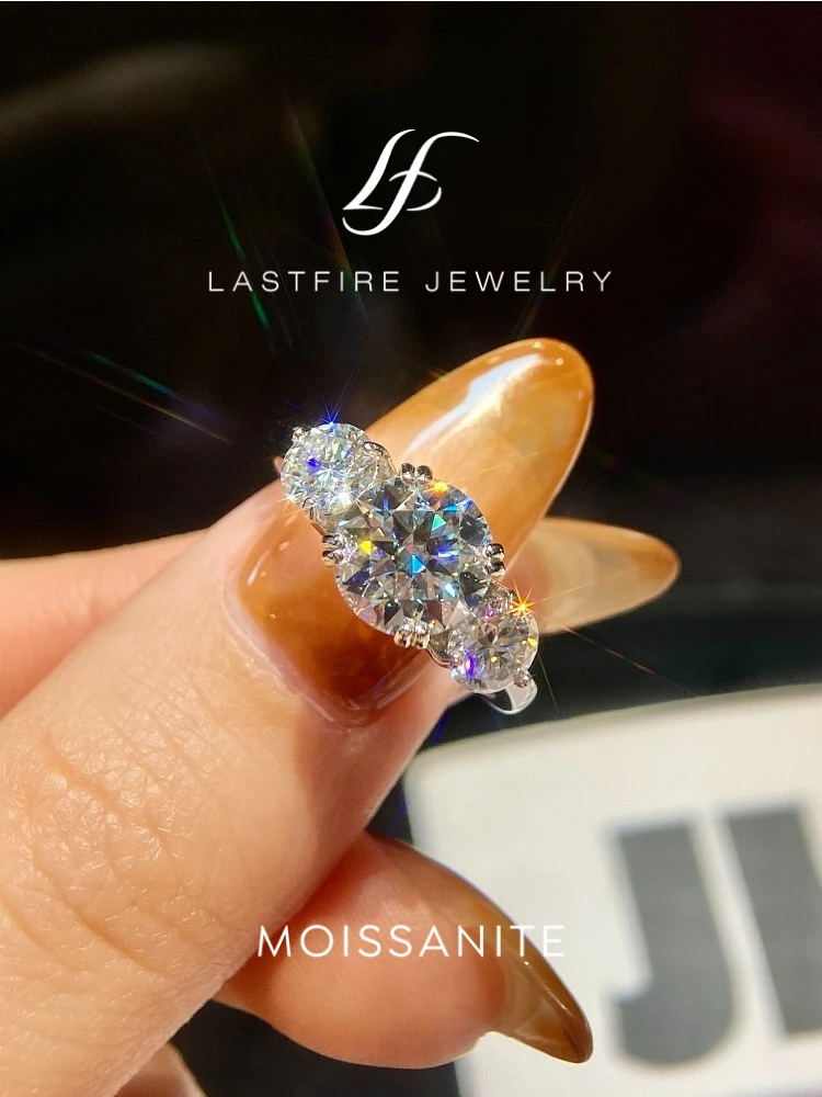 Luxuriöse Moissanit-Ringe für Frauen, Geschenk aus echtem 925er Sterlingsilber, 3 Karat Diamant mit Zertifikat, Verlobungs- und Hochzeitsschmuck Image