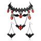 Set di collana e orecchini da donna a forma di pipistrello per Halloween: girocollo in pizzo nero con pietre preziose rosse e ciondoli a forma di pipistrello, perfetto per feste e costumi di Halloween