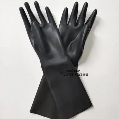 Kurze Handschuhe aus schwarzem Naturlatex Image