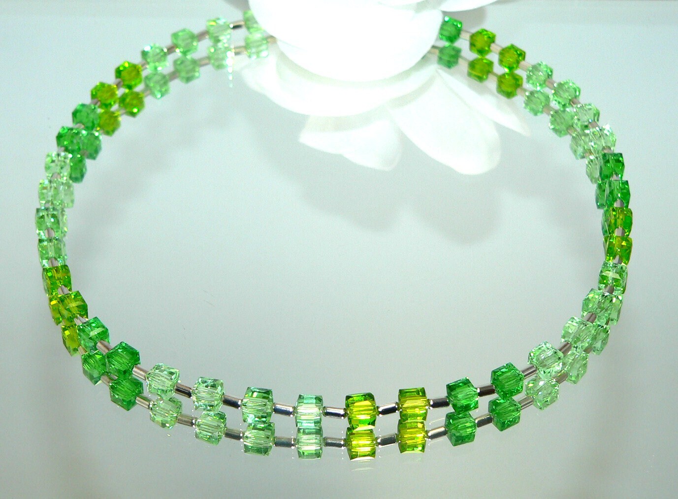 Collana, catena, catena cubo, collier, cubo, vetro, cubo, collana, verde, verde chiaro, verde scuro, menta, argento
