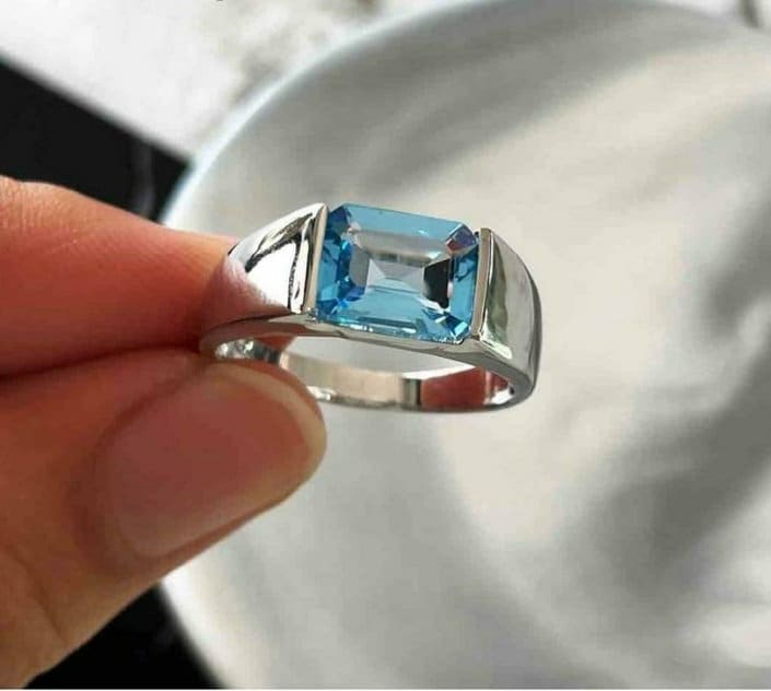 Anello con topazio blu naturale/anello da uomo/anello in argento sterling 925/anello con topazio blu di Londra/anello con topazio blu svizzero/regalo