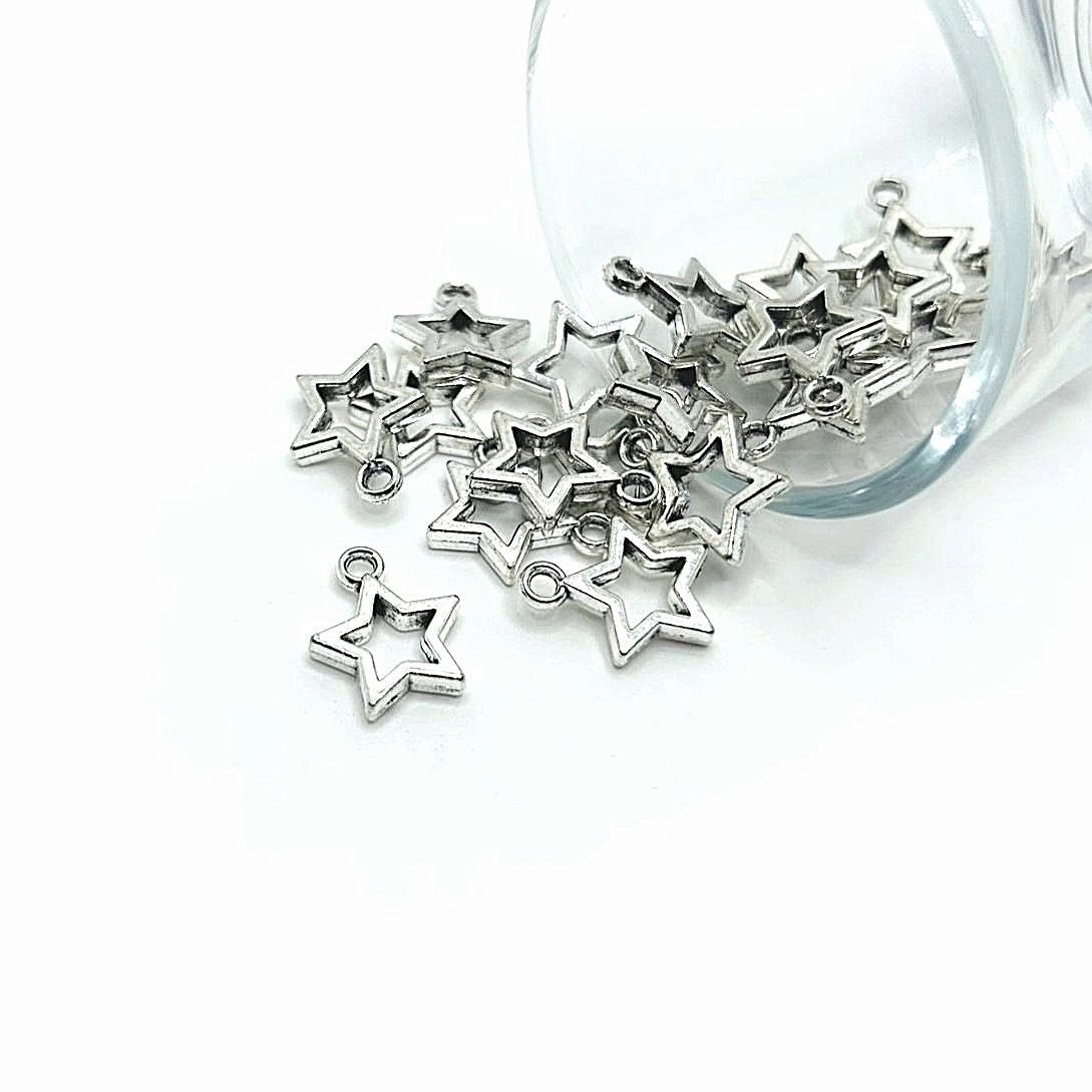 4, 20 o 50 ciondoli a forma di stella in argento BULK, aperti, celestiali a doppia faccia, piccoli ciondoli a forma di stella, 15 mm / Spedizione imme