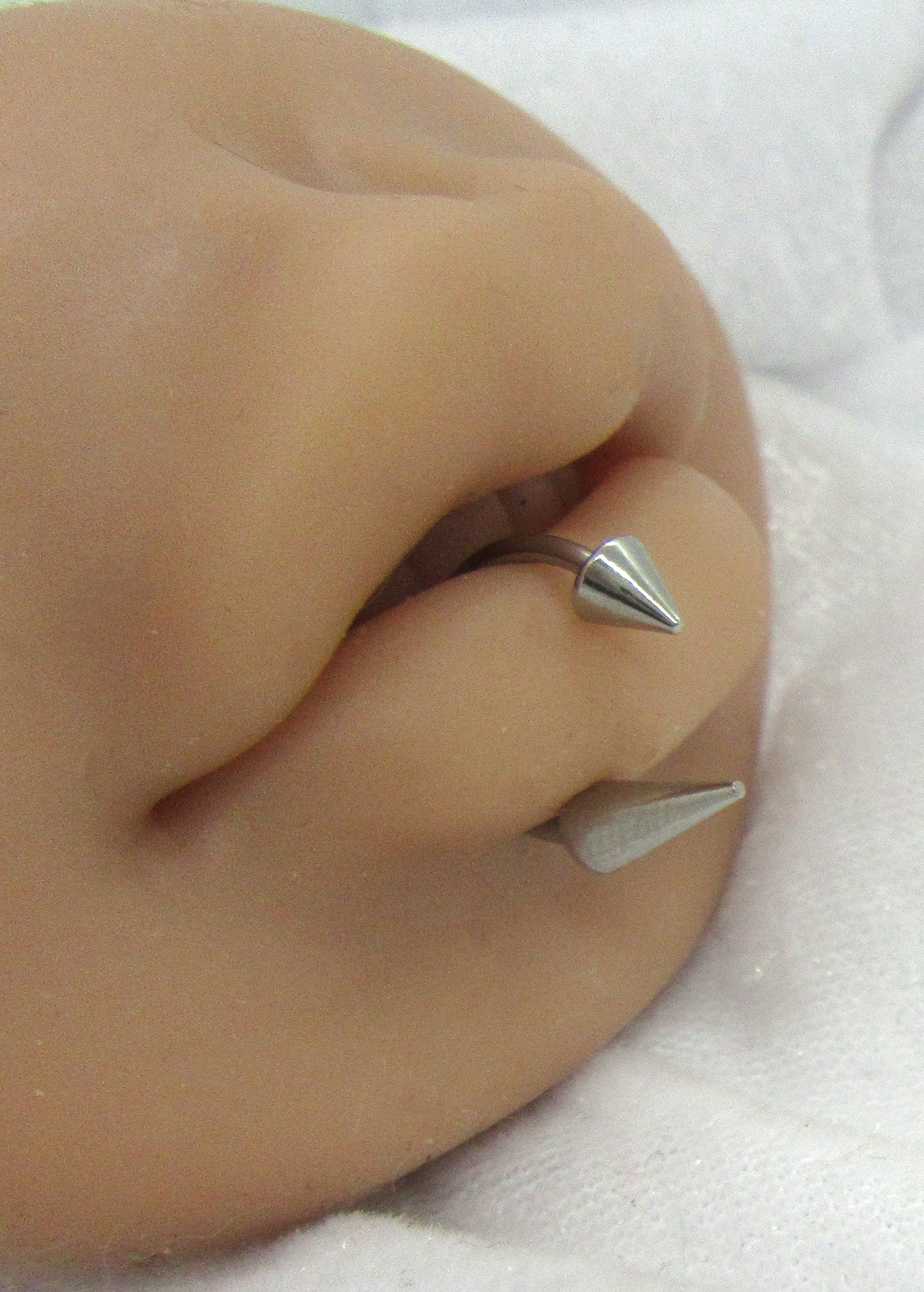 14G 16G Snake Bites Labret Piercing per labbro Spike lungo Anello per labbro inferiore laterale Ferro di cavallo Calibro 16 Calibro 14 Piercing per la