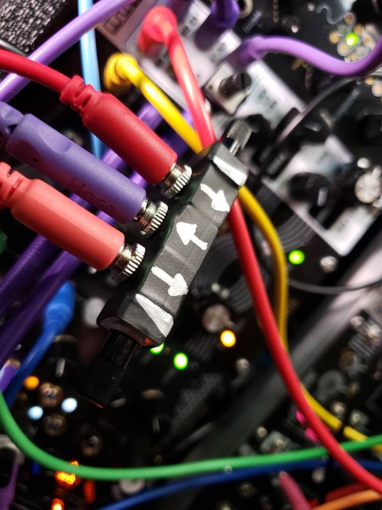 Micro Mixer: Mixer audio/tensione di controllo a 2 canali per sintetizzatore Eurorack (3,5 mm)