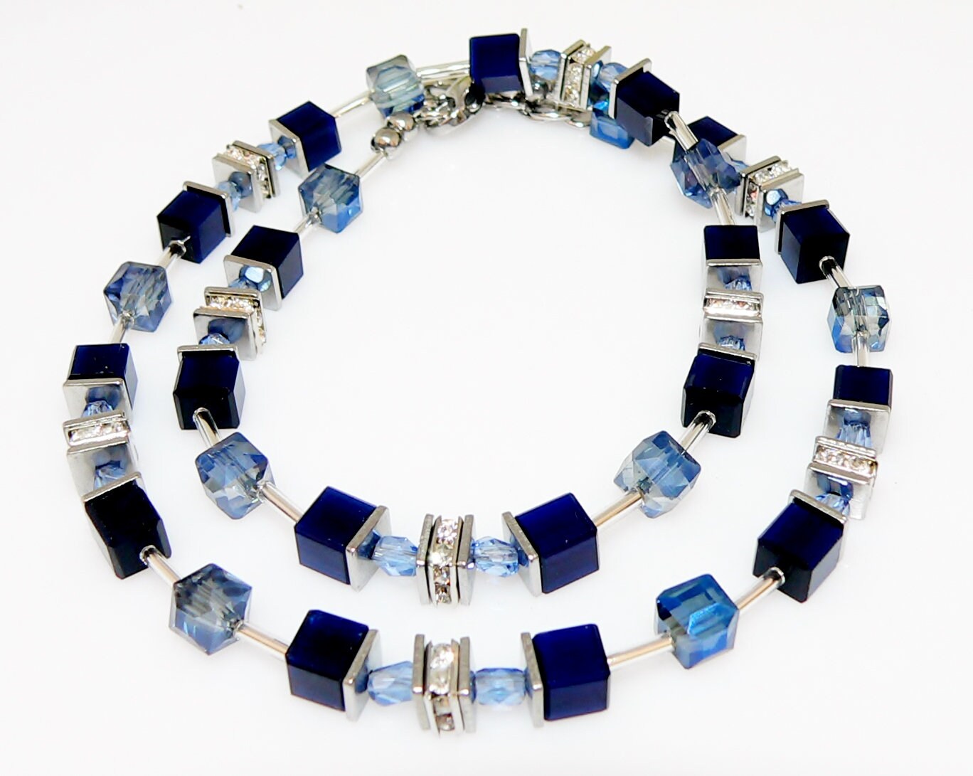 Collana, collana, catena a cubo, collana, cubo, cubo, occhio di gatto, strass, cristallo, blu, blu notte, blu scuro