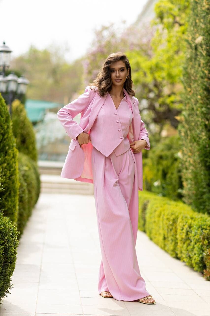 Completo pantalone rosa da donna a tre pezzi, completo da donna con gilet, completo da ufficio da donna, set completo da lavoro, completo da donna per
