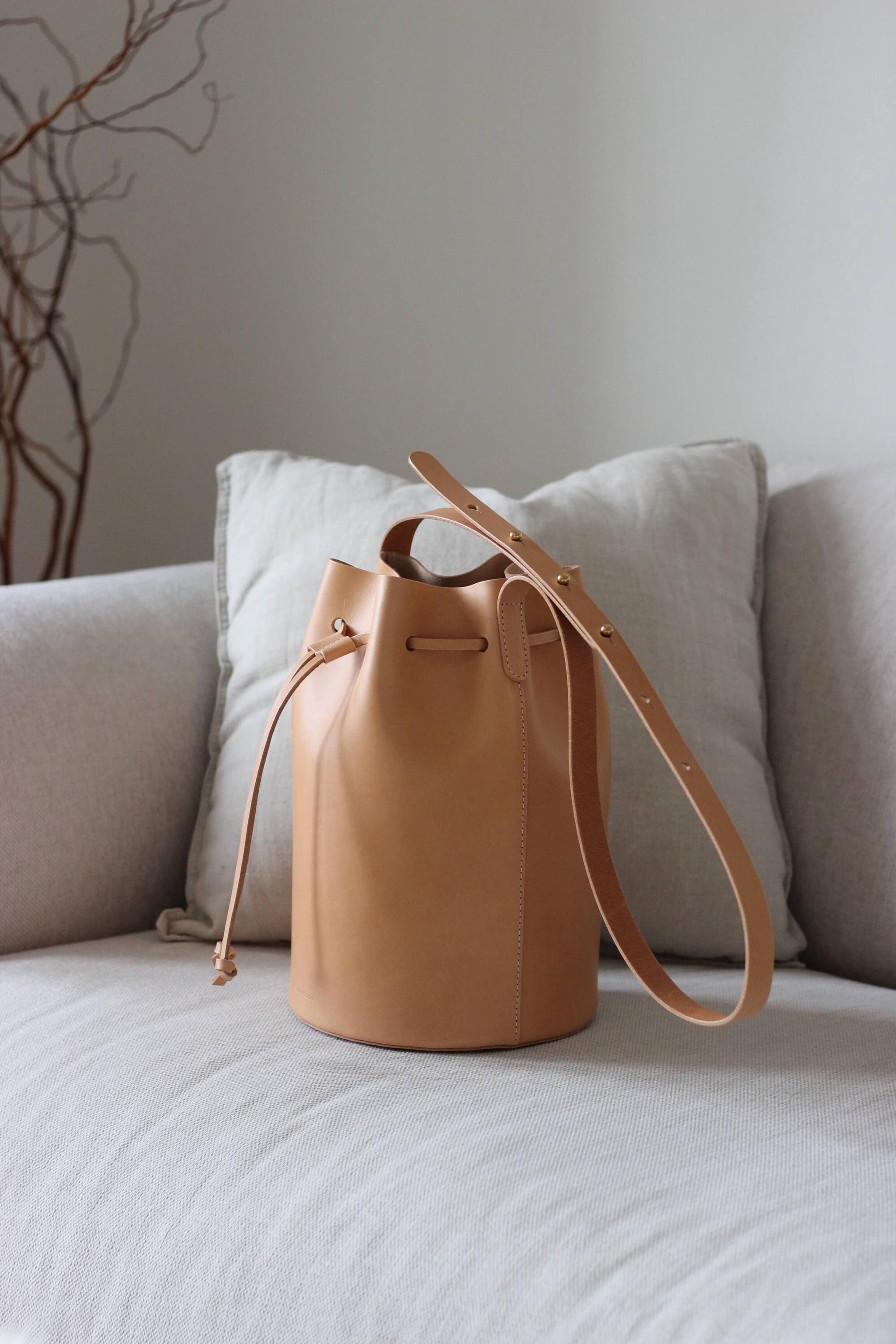 Borsa a secchiello in pelle | Borsa a tracolla in pelle | Borsa a secchiello | Borsa a tracolla in pelle | Borsa a tracolla in pelle