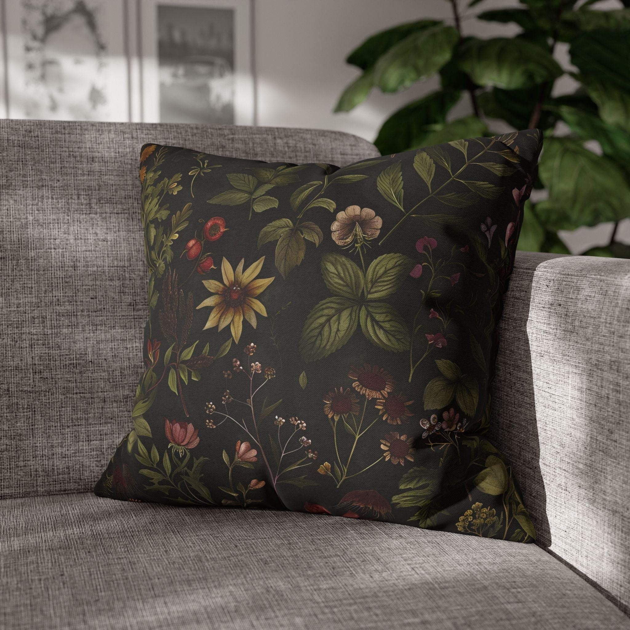 Federa per cuscino Moody Botanical Black / Dark Academia Floral Cottagecore / Vintage Apothecary Herbs & Plants / Eclectic Maximalist Decor