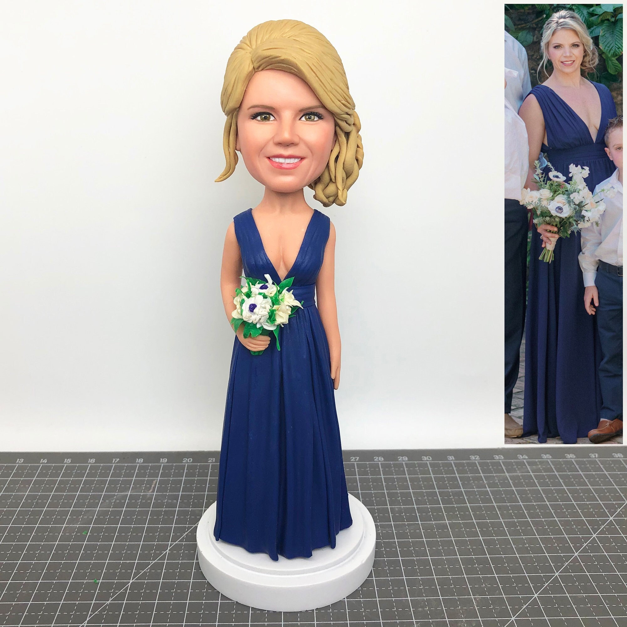 Bobblehead personalizzati per spose, bobblehead personalizzati per feste, bobblehead personalizzati per fidanzate, statuette regalo personalizzate per
