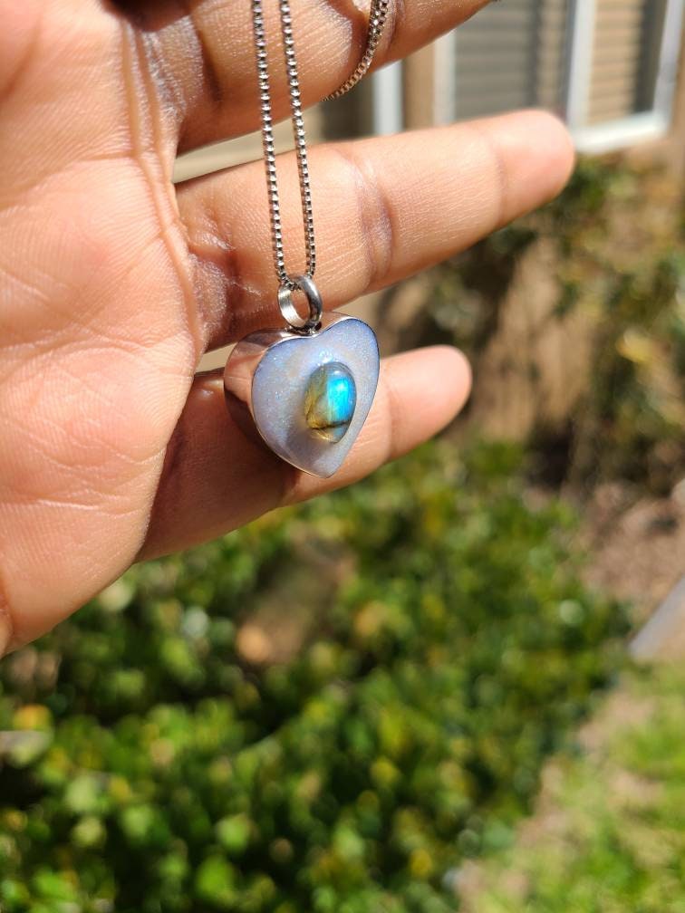 Collana con urna a forma di cuore per cremazione, cuore con urna per ceneri in labradorite, ricordo commemorativo, urna a forma di cuore in labradorit