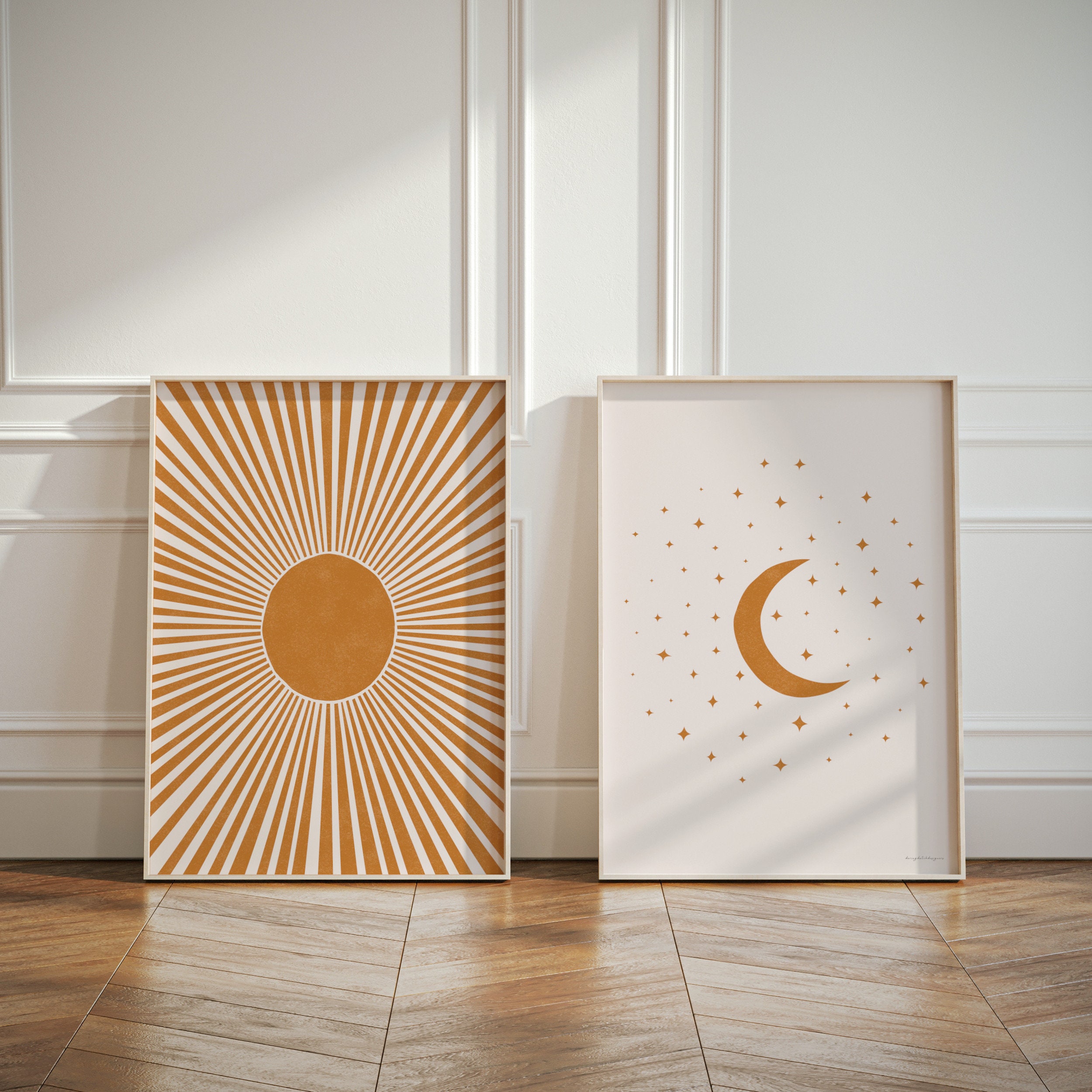 Set di 2 stampe Sole e Luna / Set di stampe Boho di metà secolo / Sole, Luna e Stelle arancioni / Decorazione da parete / Decorazione da parete per la