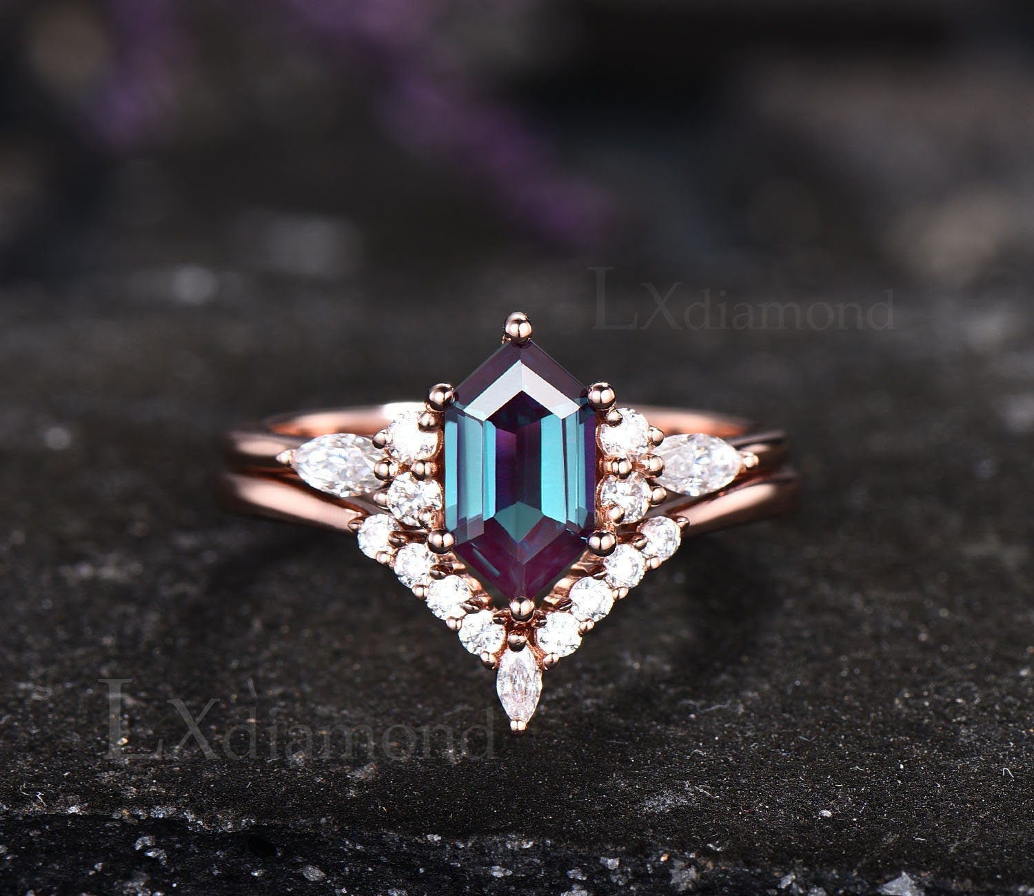 Anello esagonale lungo con alessandrite, set di anelli di fidanzamento vintage unici, set di anelli in oro rosa con diamanti veri, set di anelli per a