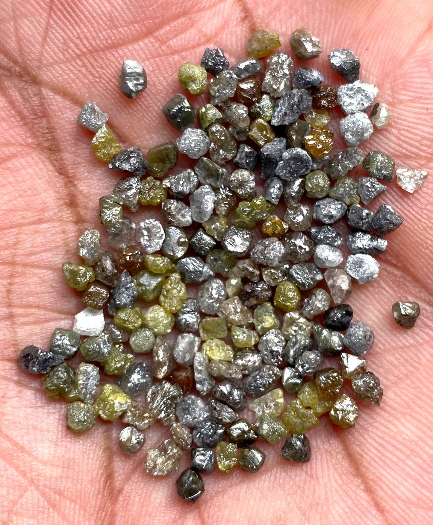 10 pezzi di incredibili diamanti grezzi multi-colore, gemme/diamanti grezzi per la creazione di gioielli, pepite di diamante naturale non tagliate da