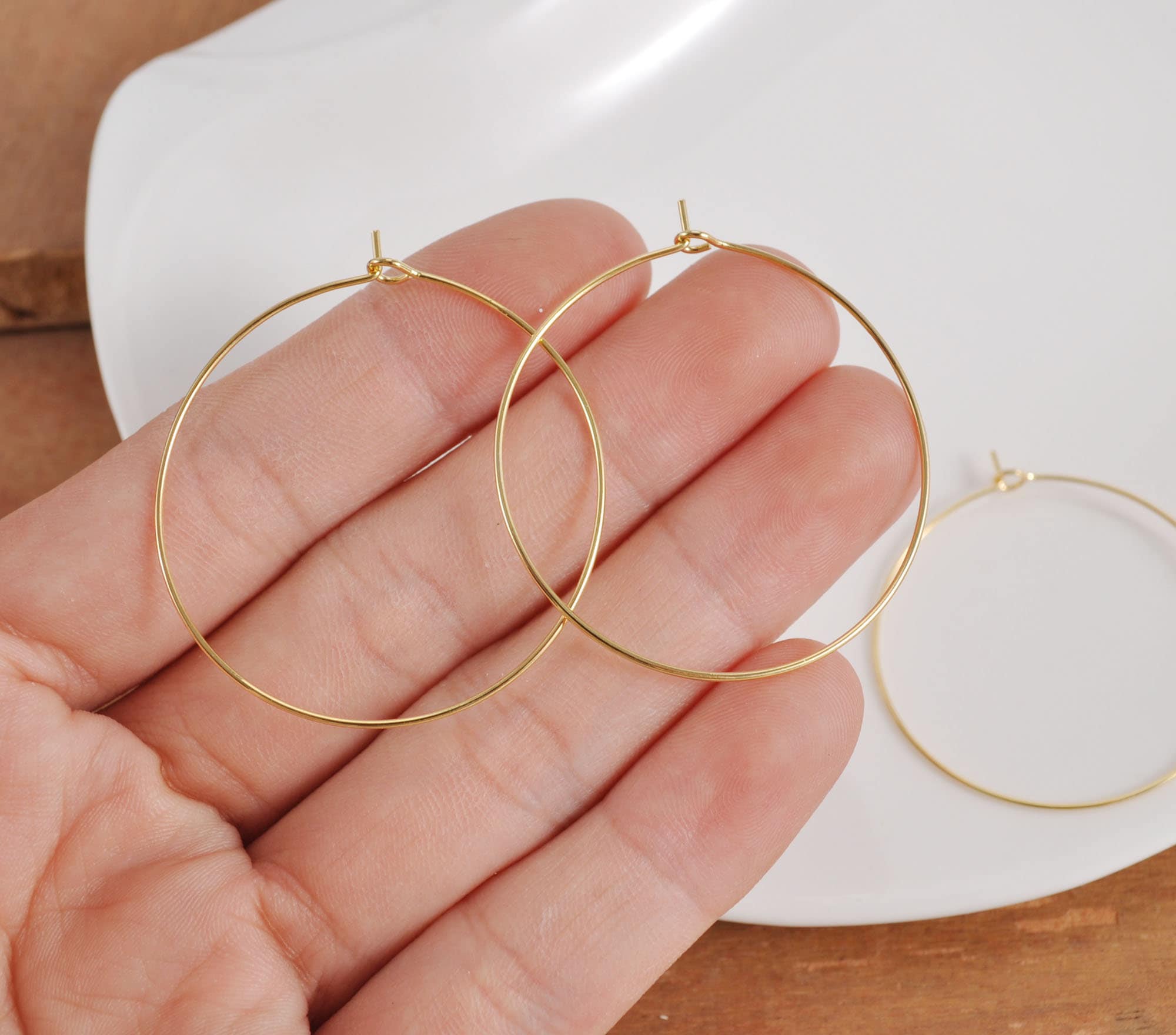 Cerchi per orecchini placcati in oro 18k, 10/30/50/100 pezzi orecchini circolari da 40 mm, cerchi per orecchini rotondi, fili per orecchini, creazione