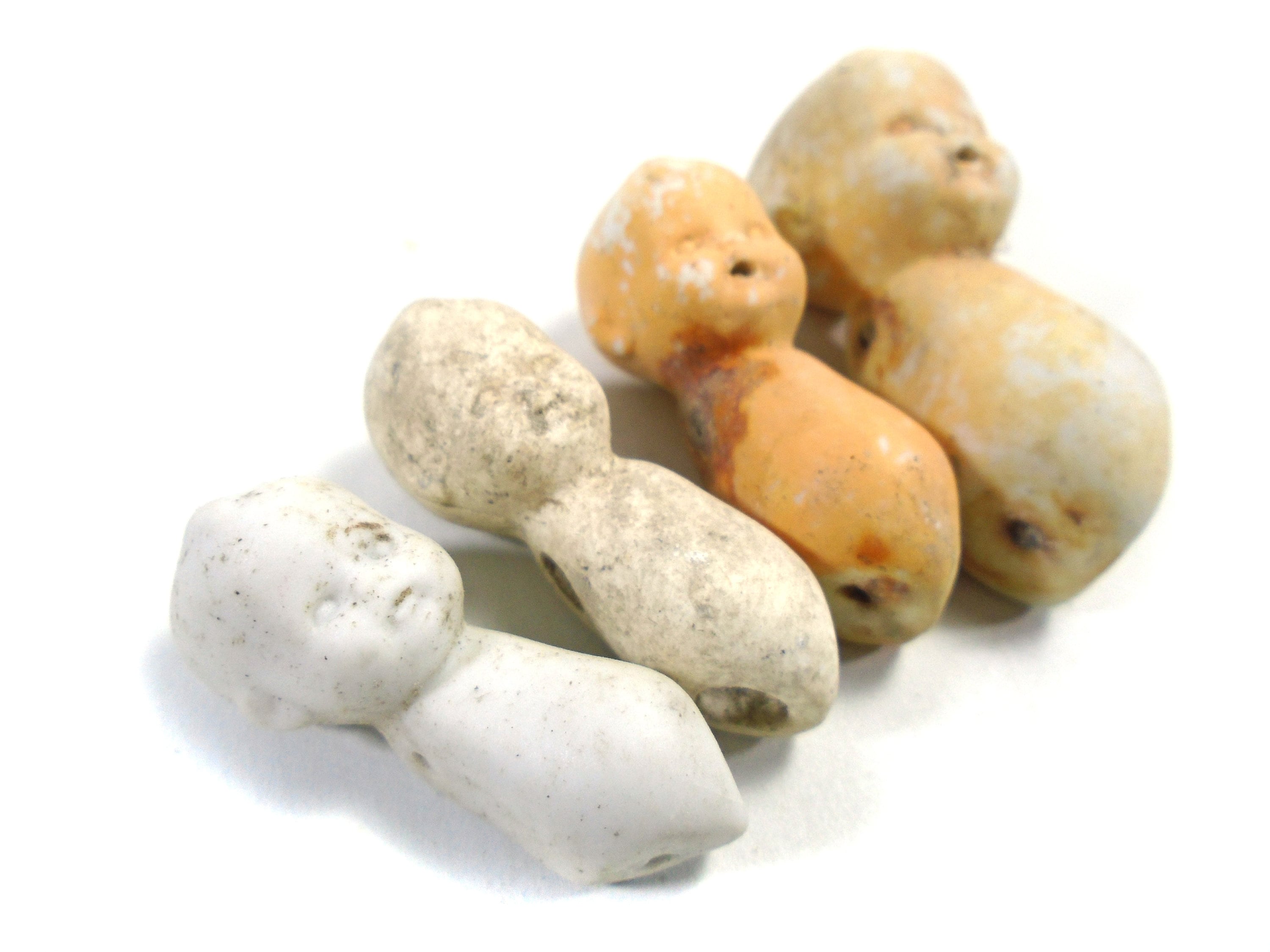 "Torsi di bambola, bambole antiche, lotto misto di 5 bambole tedesche, bambole di porcellana, parti di bambola, danneggiate, recuperate, Hertwig, 1,73\""