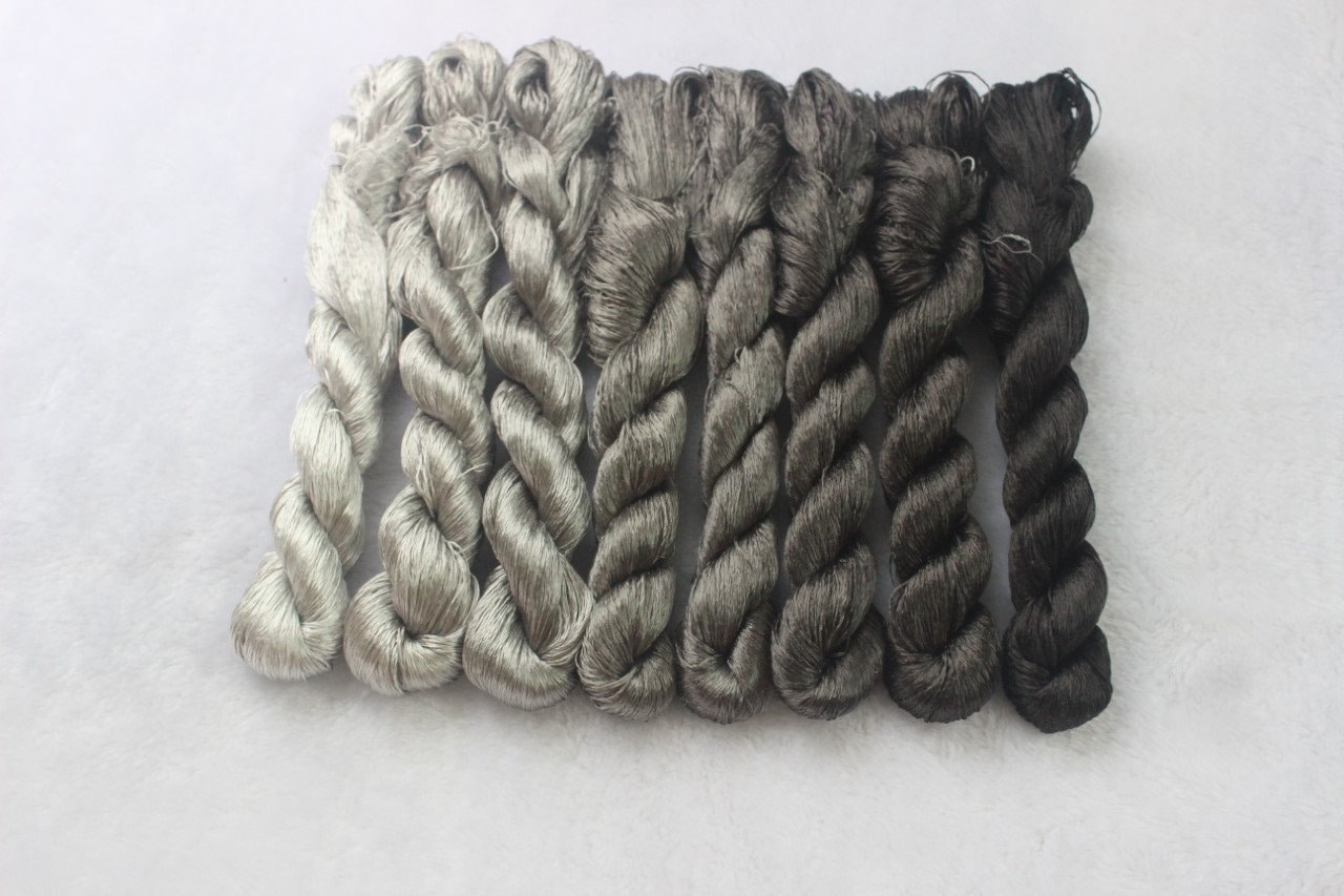 Filo di seta filo interdentale grigio pacchetti/8 matassine Cinese Suzhou ricamo vero gelso filo di seta per mano enbroidery punto croce needeponit 78