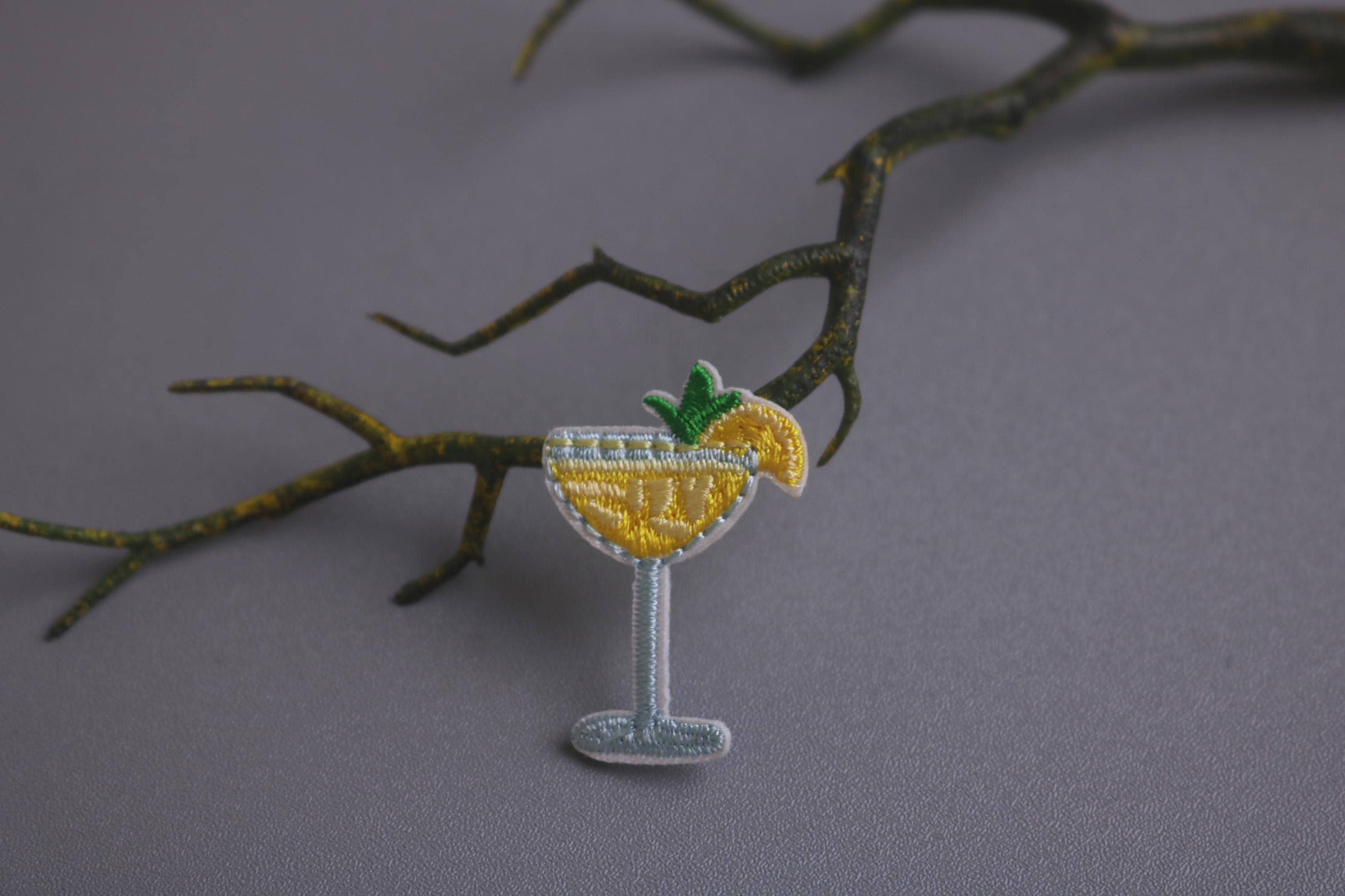 piccola toppa Martini, toppa cocktail, succo, toppa stirabile, toppa ricamata, toppa divertente, toppa estetica, toppa meravigliosa, applique