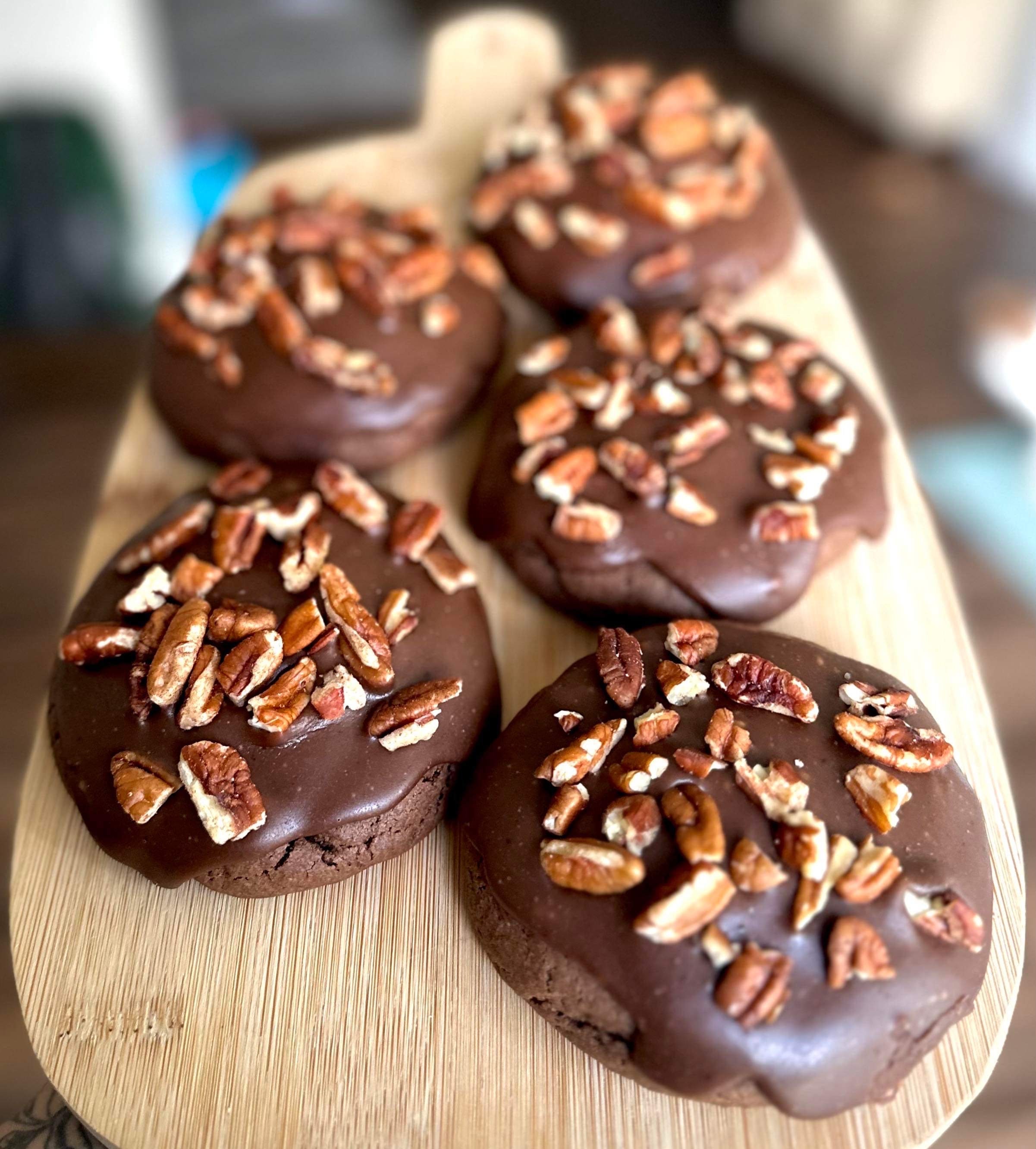Ricetta per biscotti Texas Sheet Cake/Ricetta per biscotti al cioccolato tedesco/Ricetta per biscotti al cioccolato cupcake/Ricette gourmet/Dolci giga