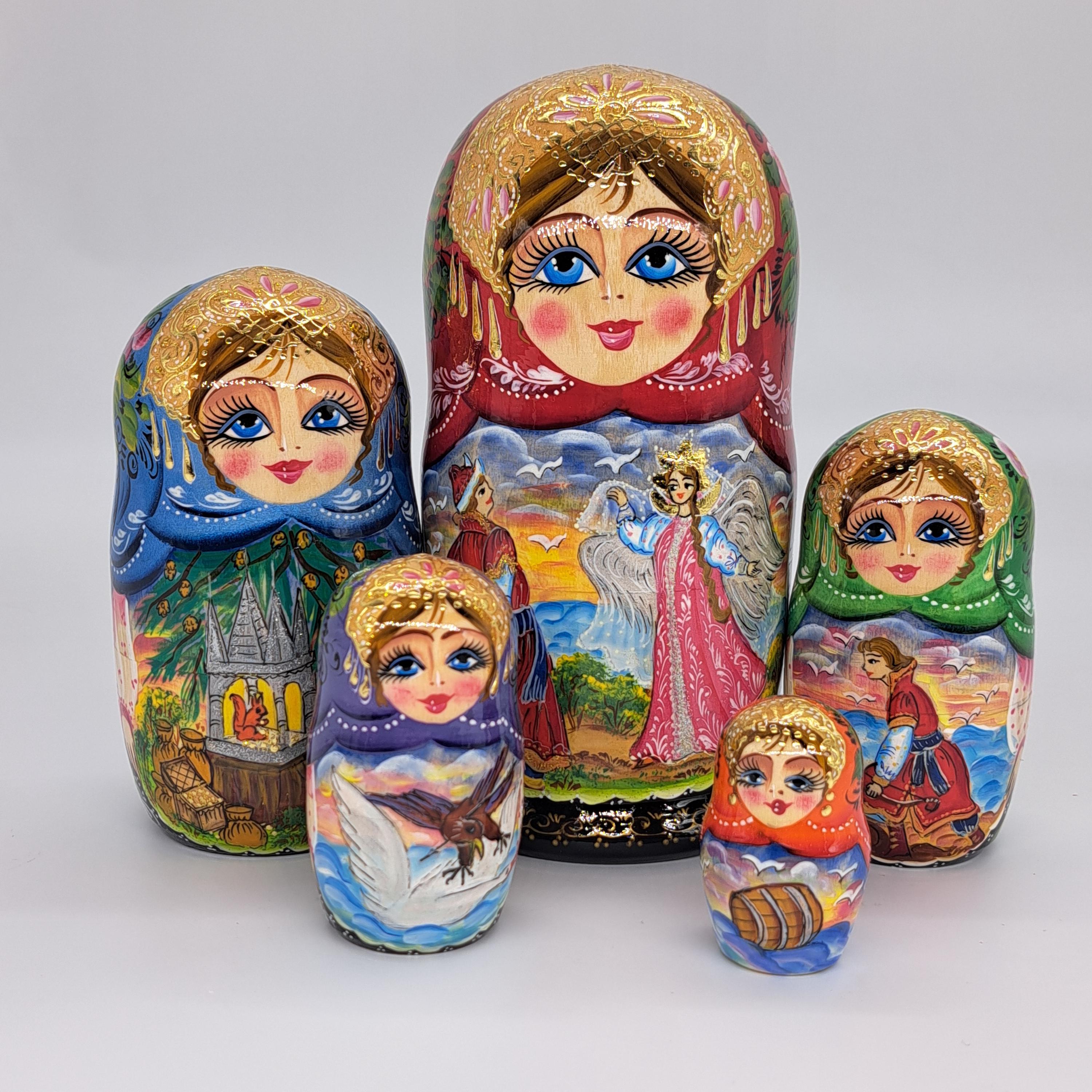 "Matrioska 5 in 1 da 7\" Matrioska da favola, realizzata a mano in Ucraina, giocattolo in legno, opera d'arte"