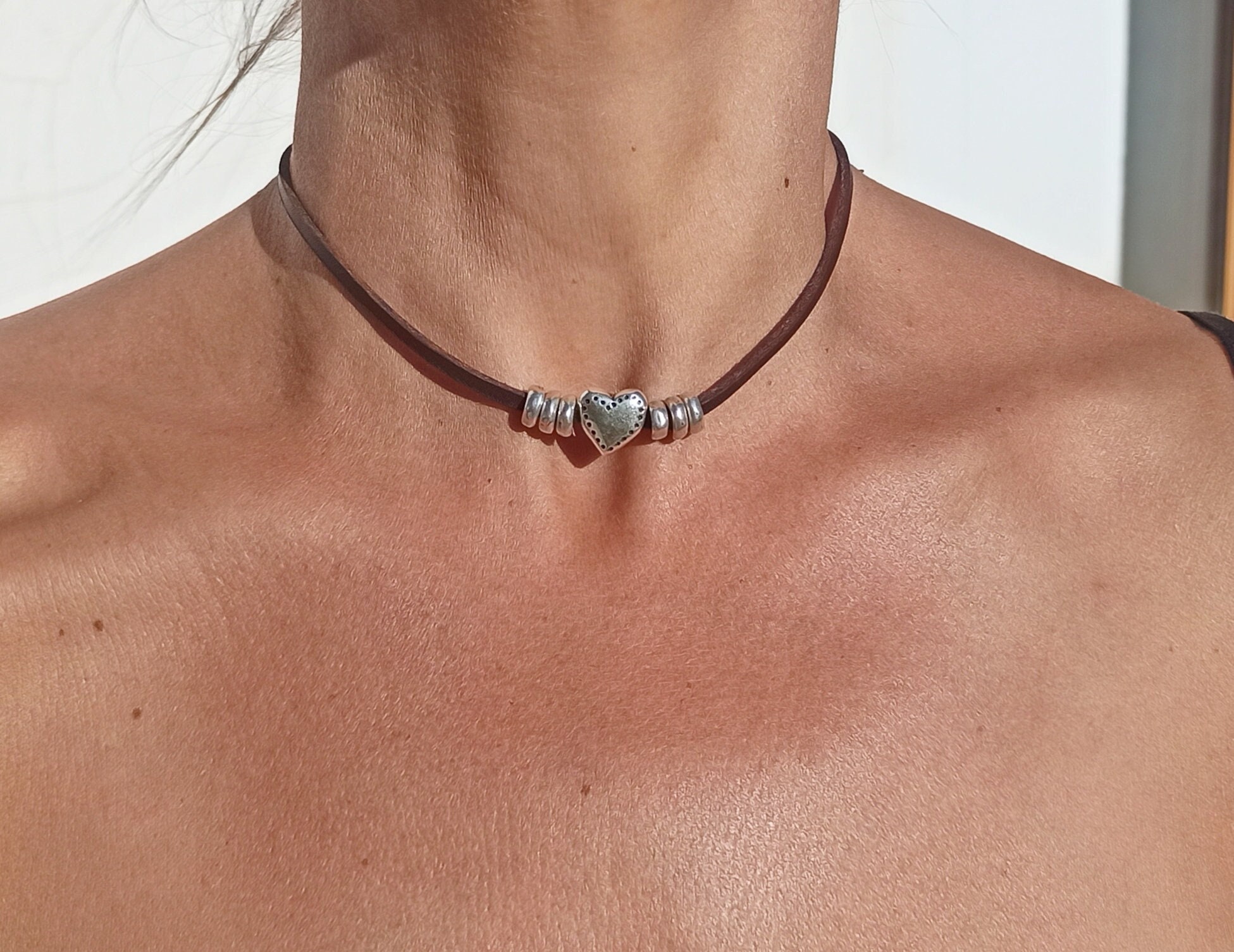 Collana in pelle per donna, collana a cuore in argento, collana importante, collana per tutti i giorni, collana girocollo a cuore, collana boho, giroc