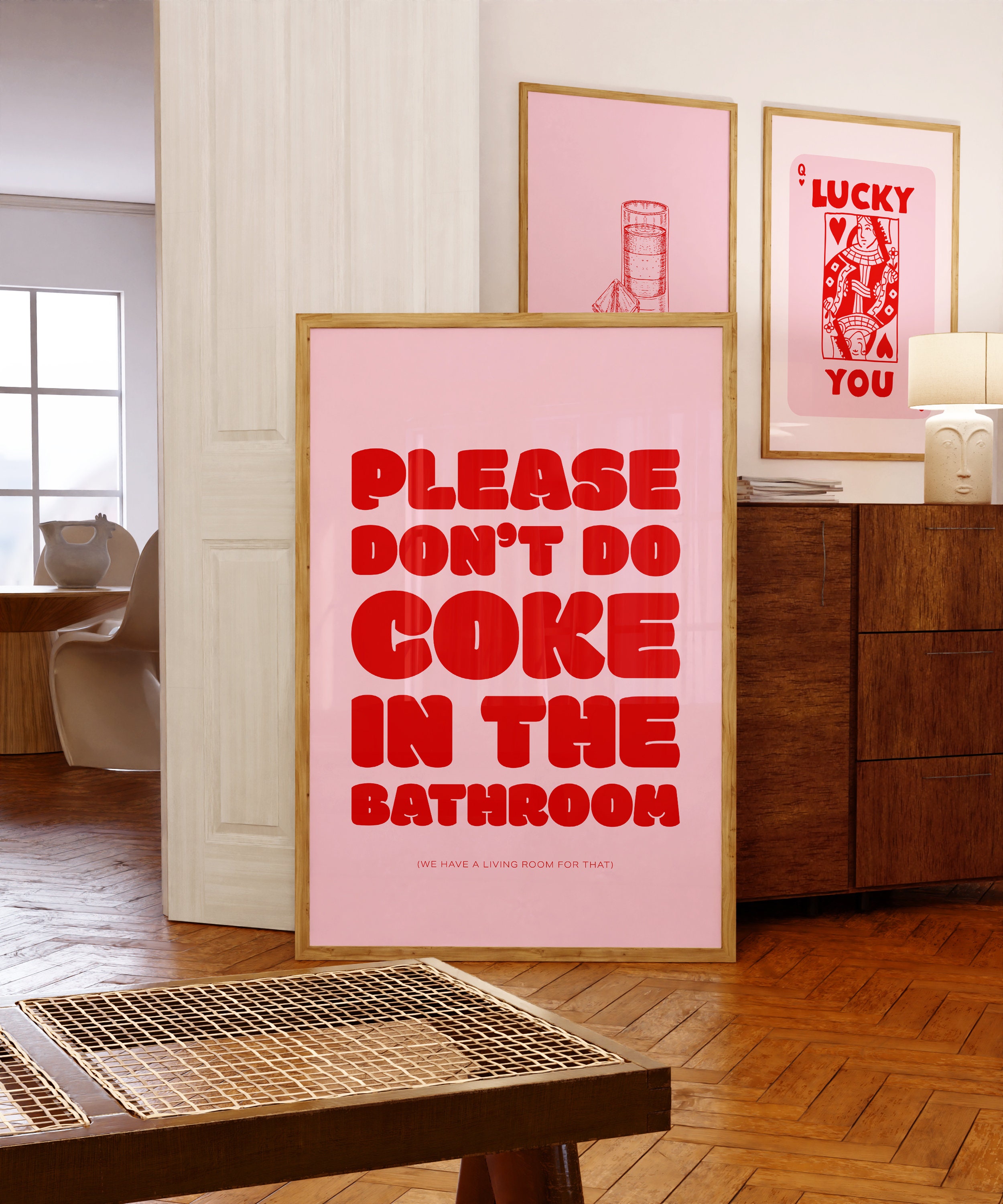 "Stampa per il bagno \"Per favore, non bere Coca-Cola\", divertente poster rosa preppy (download digitale)"