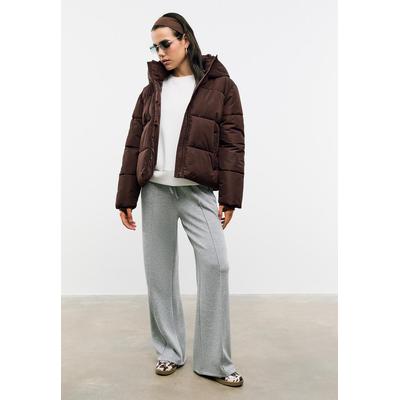 Stradivarius Basic hooded puffer jacket Brown XS