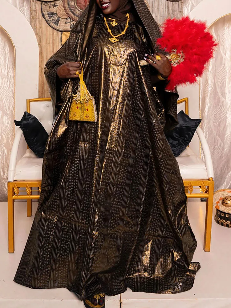 Karnevalsparty, afrikanisches Fest, traditionell bedruckte Roben, saisonale, elegante Kleider Image