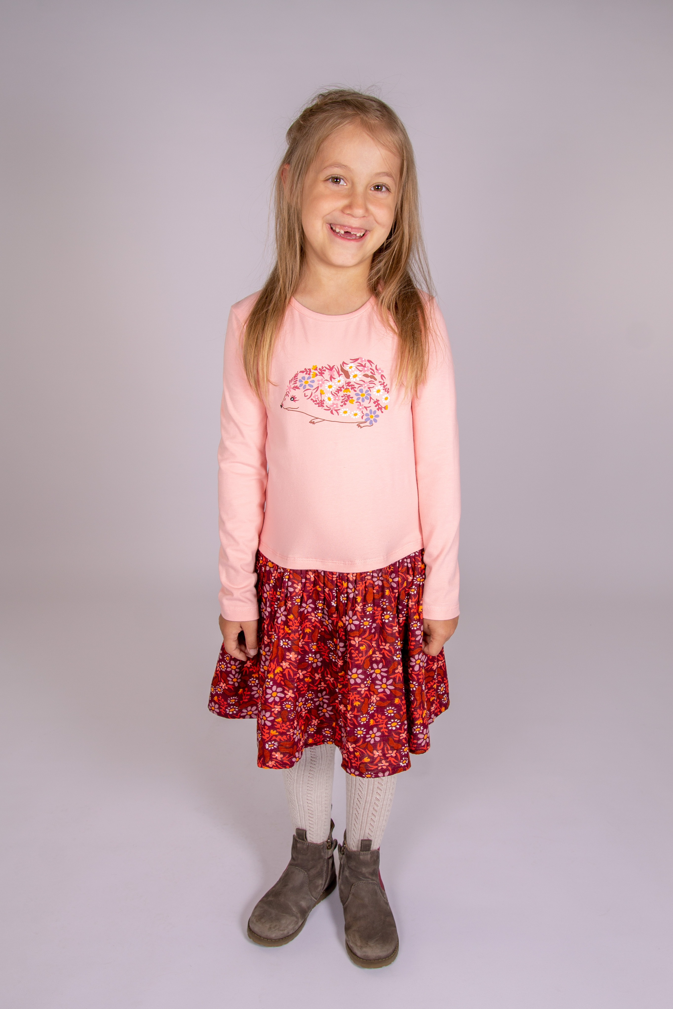 Midikleid HAPPY GIRLS, Mädchen, Gr. 122, N-Gr, pink (salmon pink), Sweatware, Obermaterial: 95% Baumwolle, 5% Elasthan. Unterteil: 100% Baumwolle, bedruckt, regular fit, Rundhals, Kleider Image