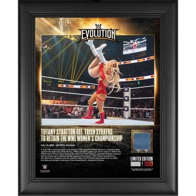 Tiffany Stratton WWE gerahmte 13" x 16" Evolution 2025 Collage mit einem Stück Streichholz-benutzter Leinwand - Limitierte Auflage von 500 Image
