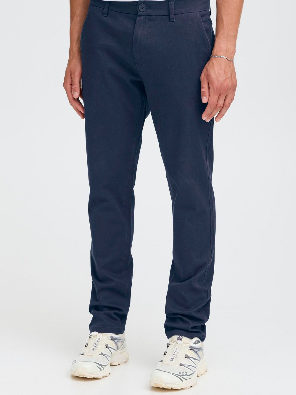 Solid Chinohose Herren blau, 32-34 Image