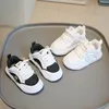 Kinder Frühjahr Neue Leder Oberen Turnschuhe Mittleren Großen kinder Casual Schuhe Jungen und Mädchen Weiche Sohle Studenten Tennis schuhe