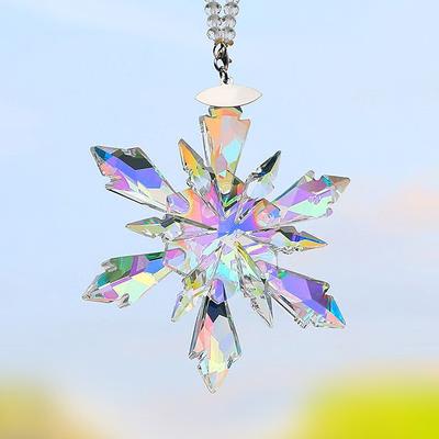 Crystal Snowflake Suncatcher Christmas Tree Ornament Pendant Crystal Sun Catcher Car Interior Decoration Window Garden Chandeliers for Home Garden Decor