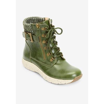Wide Width Women's The James Trail Boot by Comfortview in Olive (Size 7 W)