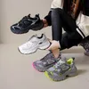 2025 sommer Neue Paar Dicke Sohle Farbe Block Pariser Streetwear Casual Schuhe Atmungsaktives Mesh Papa Schuhe Frauen