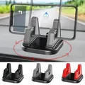 Supporto per telefono per auto Stick al cruscotto Staffa per telefono Supporto per telefono Cruscotto per auto in silicone GPS Supporto per telefono stabile di alta qualità