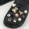 20 Stück süße Schuhdekoration Charms für Schuhe Crocs Clogs Sandalen Partygeschenke Geschenke Kinder Teenager Erwachsene